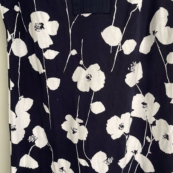 New York and Company XS Dress - Picture 3 of 6